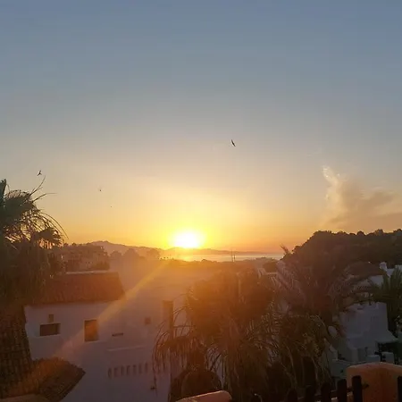 Апартаменты La Duquesa Joyfull Sunrise